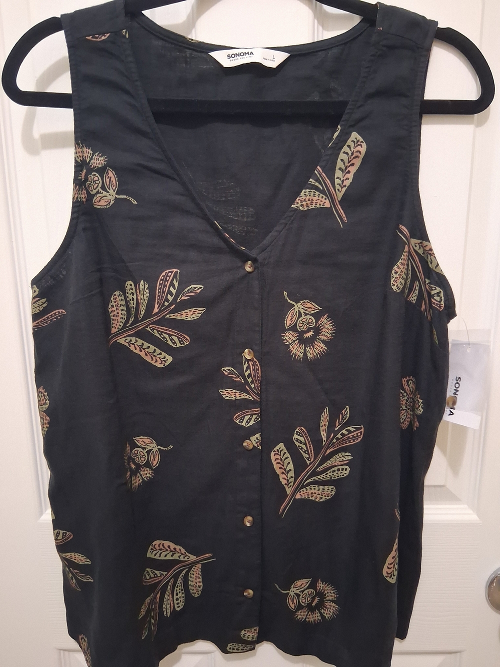 Black Floral Button-Front Sleeveless Top